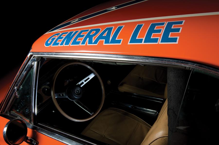 Детали экстерьера Dodge Charger General Lee Jump Car 1969 года  (фото 29 из 60)